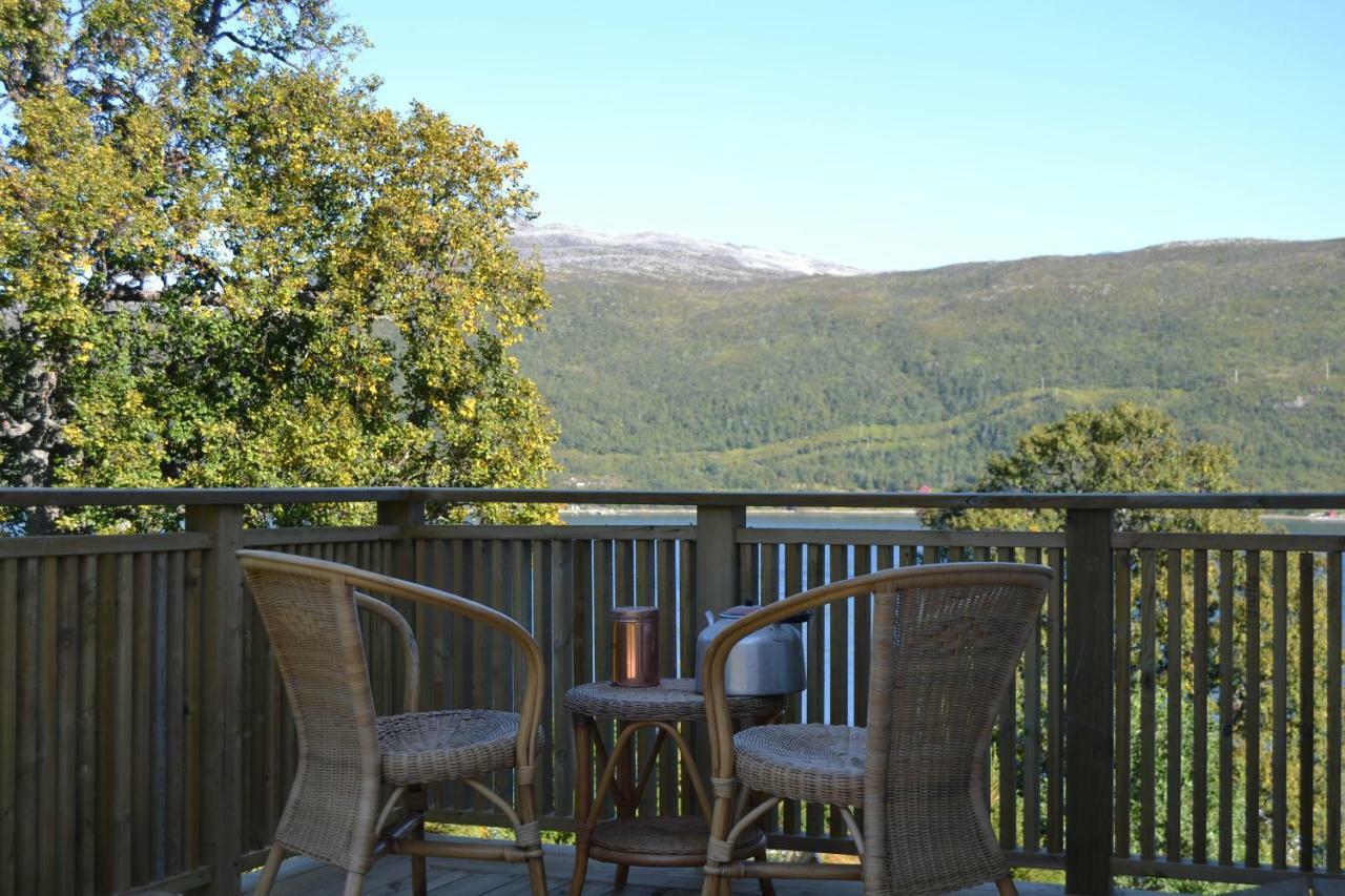 Kvaloya Lodge Futrikelv Exteriör bild